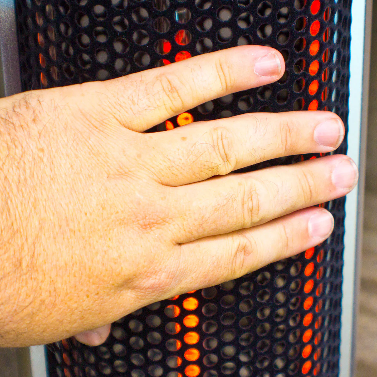1000-Watt Portable Infrared Outdoor Heater - Image 3