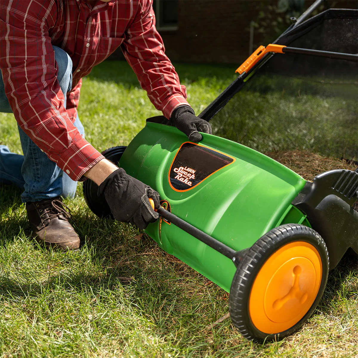 26'' Push Lawn Sweeper - Image 6