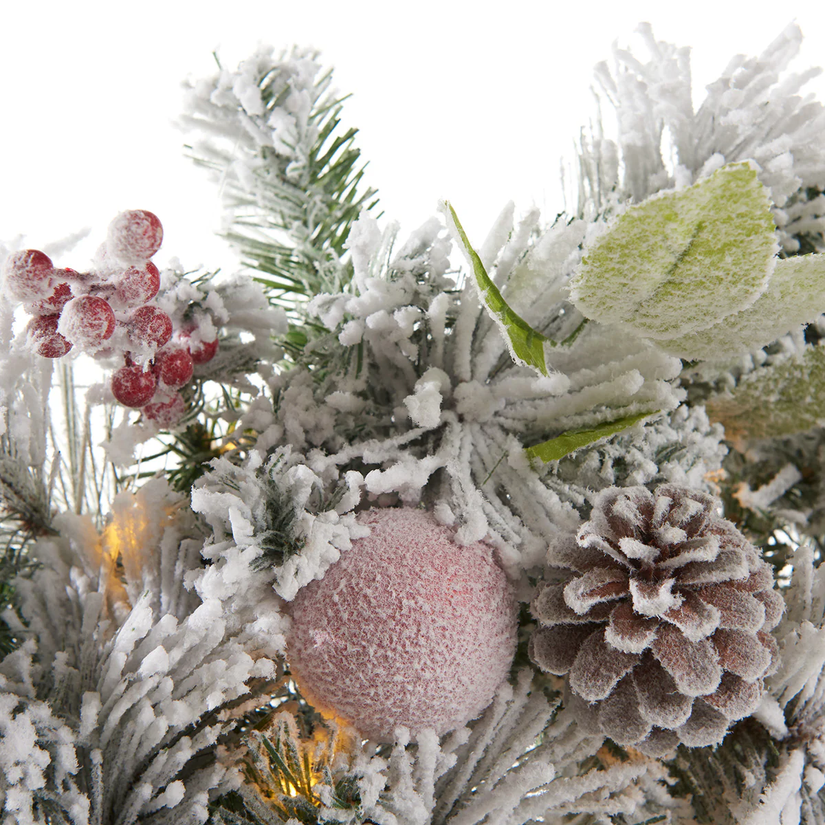 30'' White Flocked Cordless Pre-Lit Indoor/Outdoor Wreath - Image 2