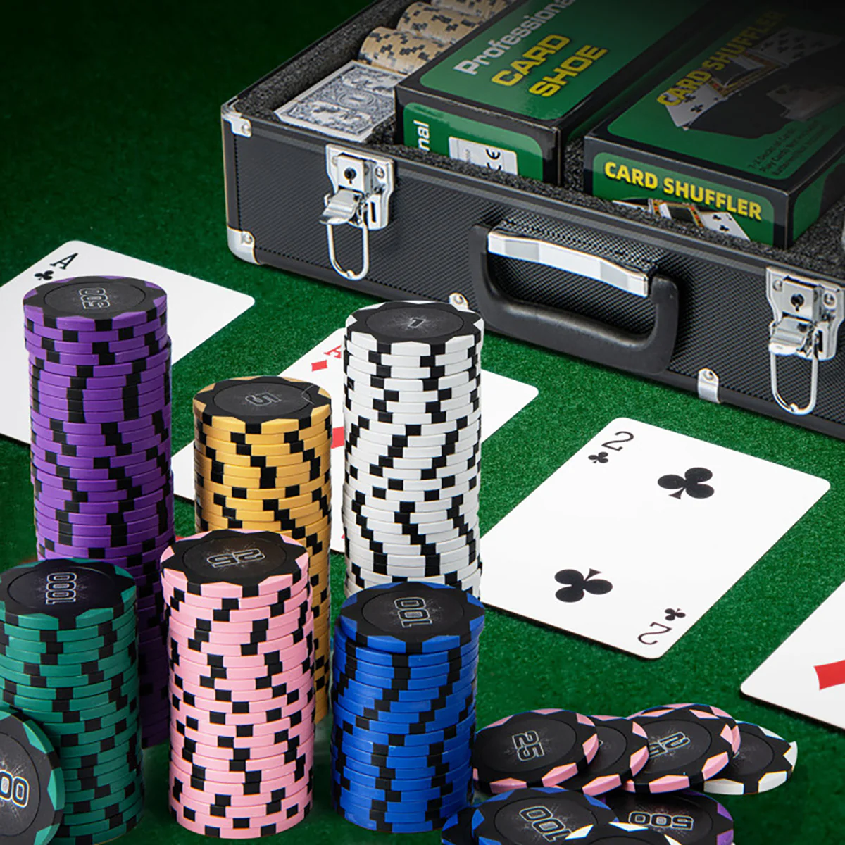 600-Piece Poker Chip and Game Set - Image 9