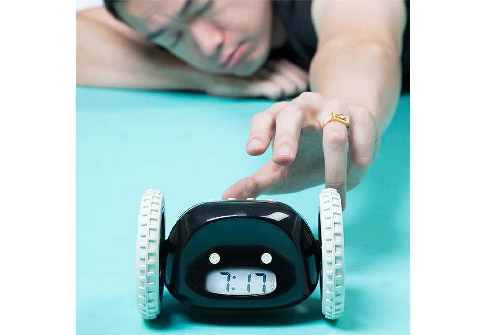 Alarm Clock on Wheels - Image 10