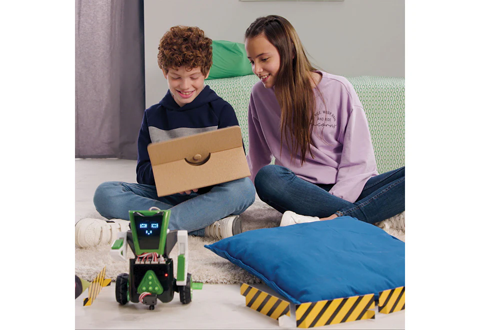 Building and Coding STEM Robot - Image 4