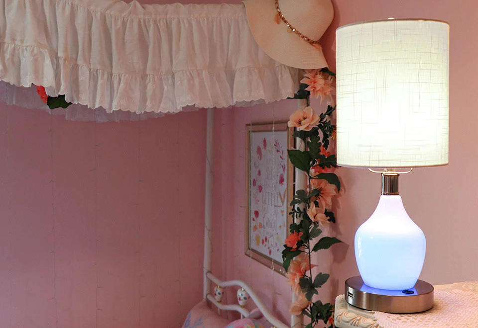 Color Changing Table Lamp - Image 9