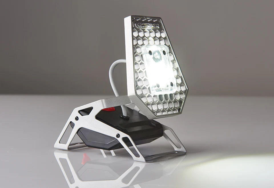 Durable Mobile Task Light - Image 2