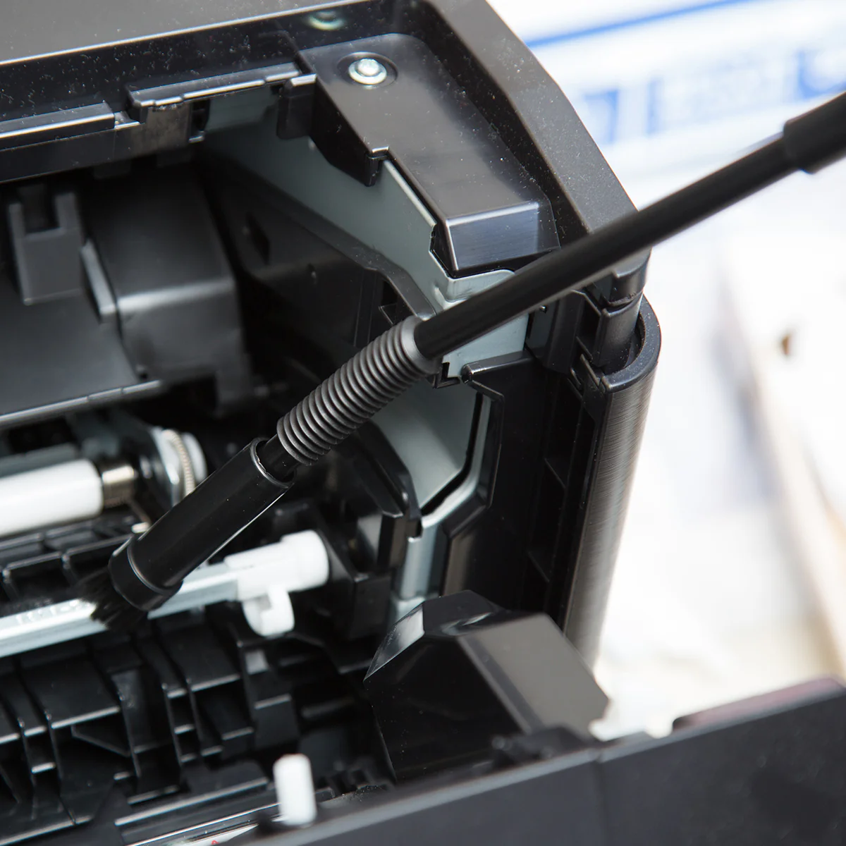 Electric Office Duster - Image 3