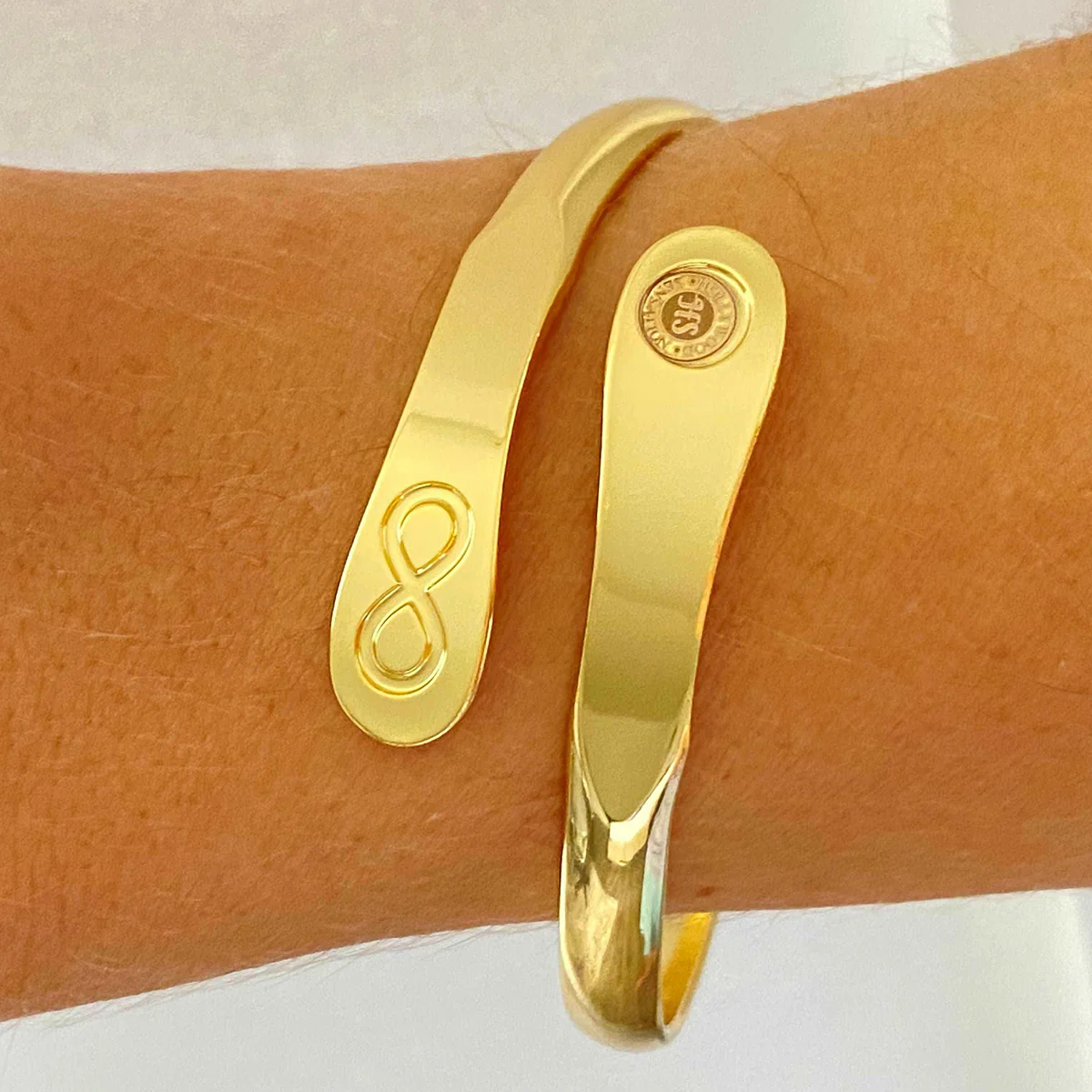 Engraved Friendship Infinity Bracelet - Image 2