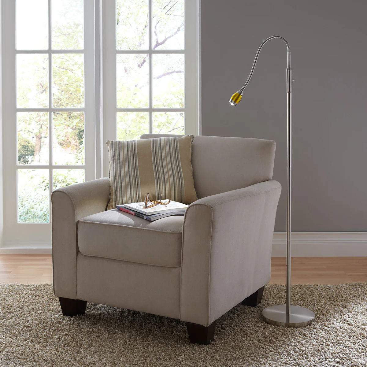 Focused Beam Natural Light Floor Lamp - Image 3