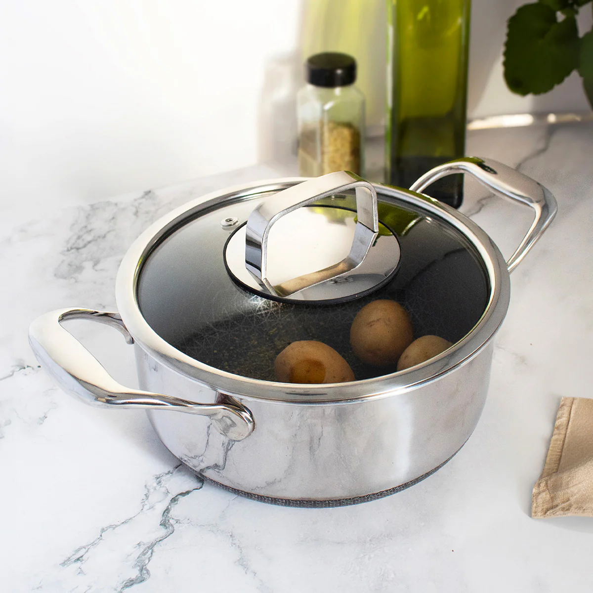 Hybrid Stock Pot with Lid - Image 12