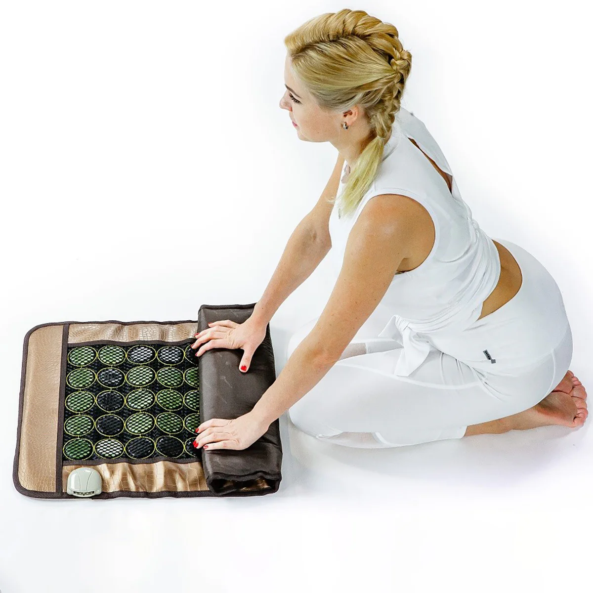 Jade and Tourmaline Hot Therapy Mat - Image 4