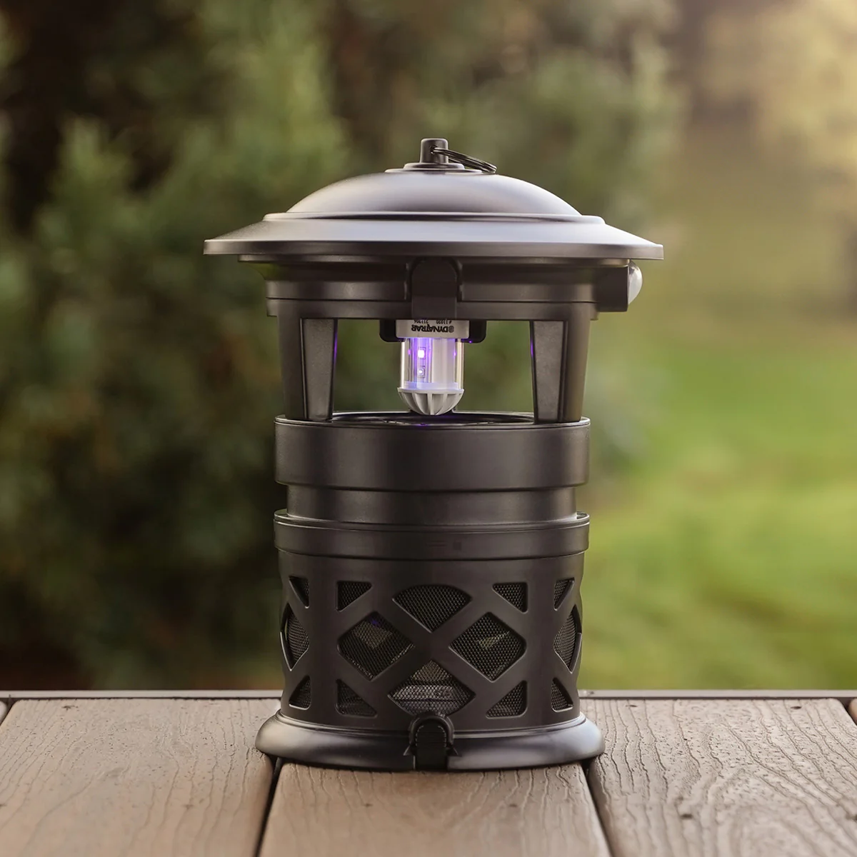 Luxe Half-Acre Flying Insect and Mosquito Trap