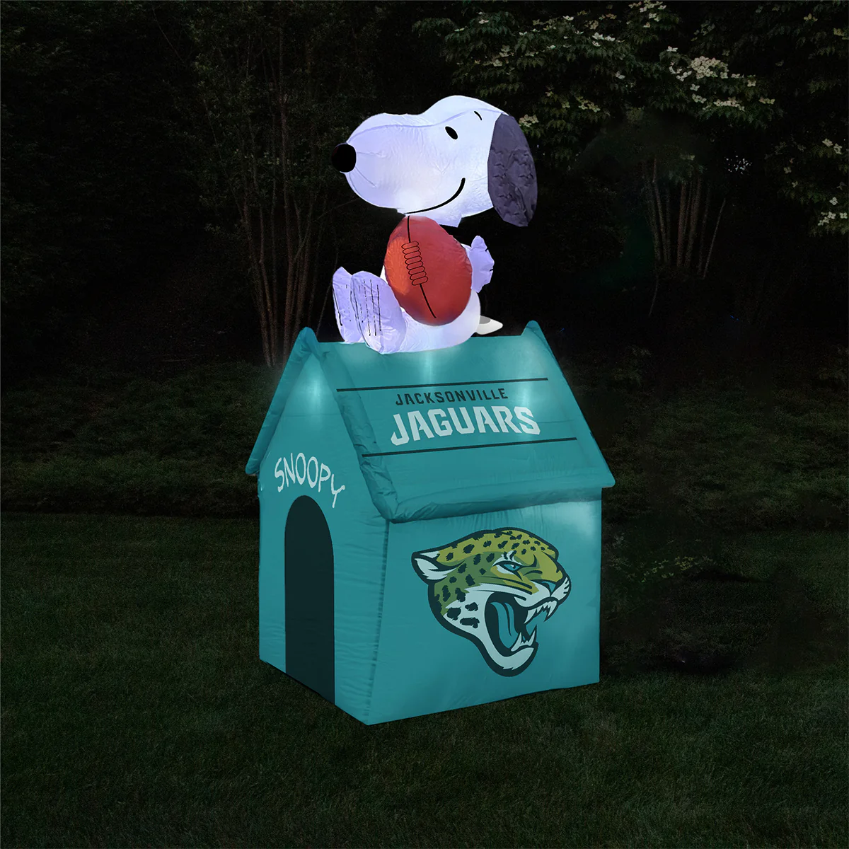 NFL Inflatable Snoopy™ Doghouse - Image 59