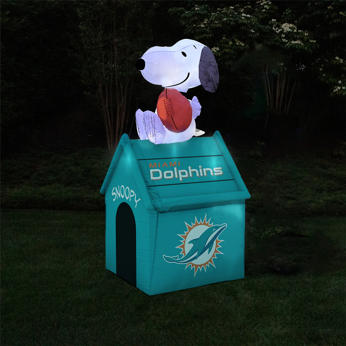 NFL Inflatable Snoopy™ Doghouse - Image 81