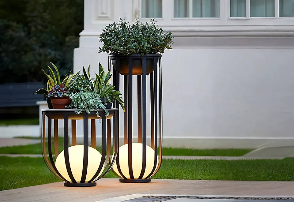 Outdoor Solar Powered LED Plant Stand (Set of 2)