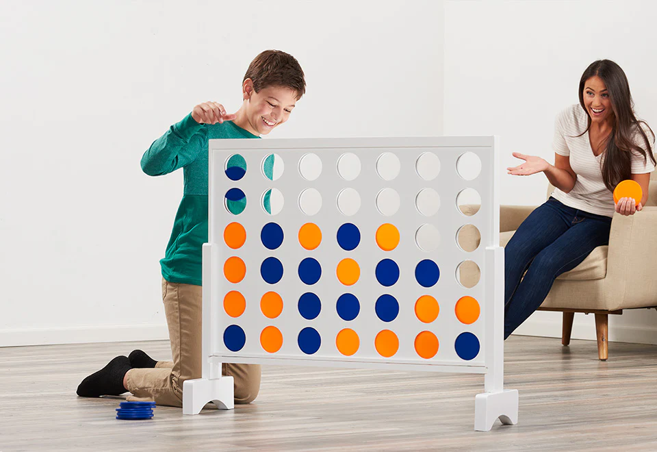 Oversized 4-in-A-Row Game