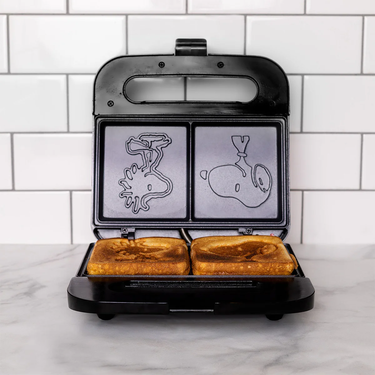 Peanuts Snoopy Grilled Cheese Sandwich Maker - Image 2