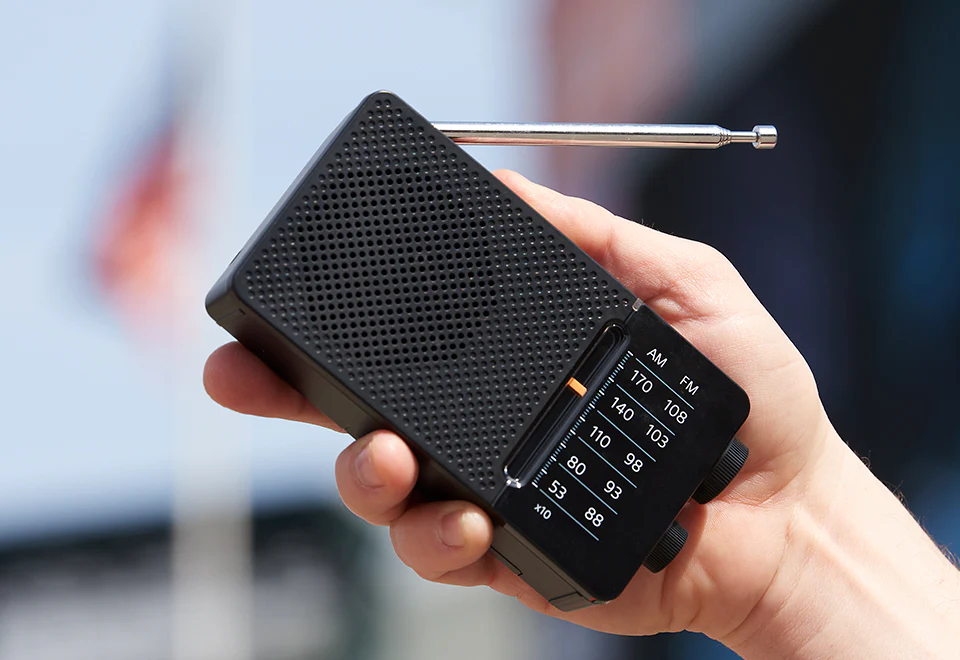 Pocket AM/FM Radio