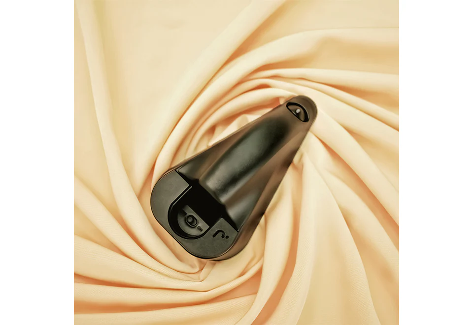 Pocket-Sized Cordless Travel Iron - Image 8