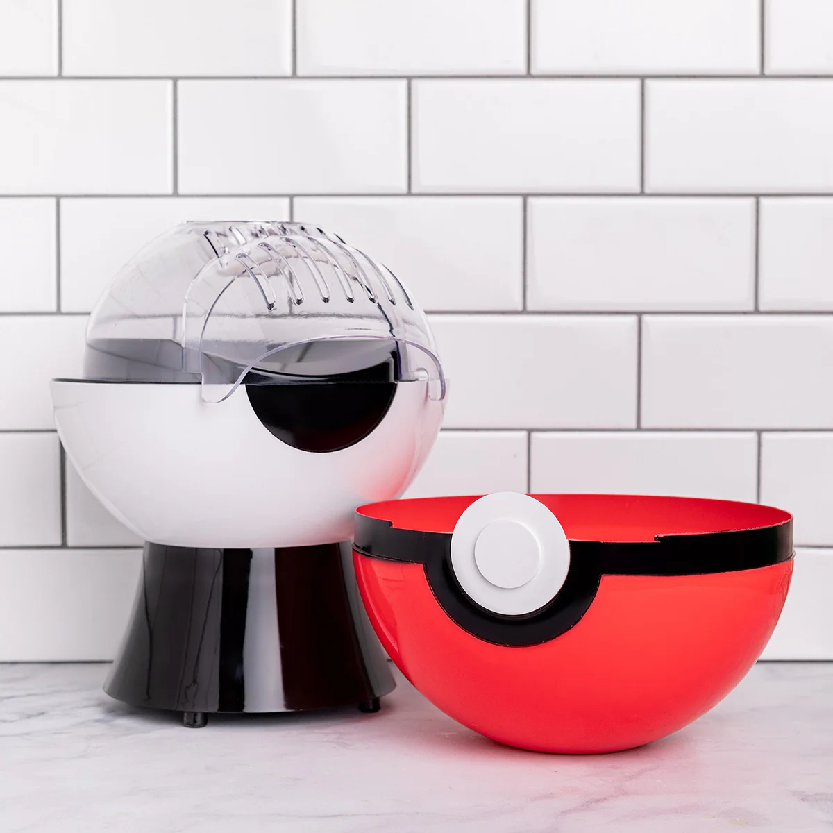 Pokémon Poké Ball Popcorn Maker - Image 5