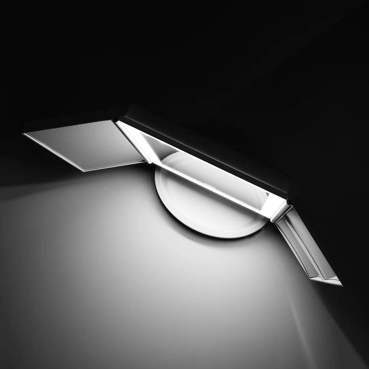Premium Multiple Magnification Vanity Mirror - Image 6