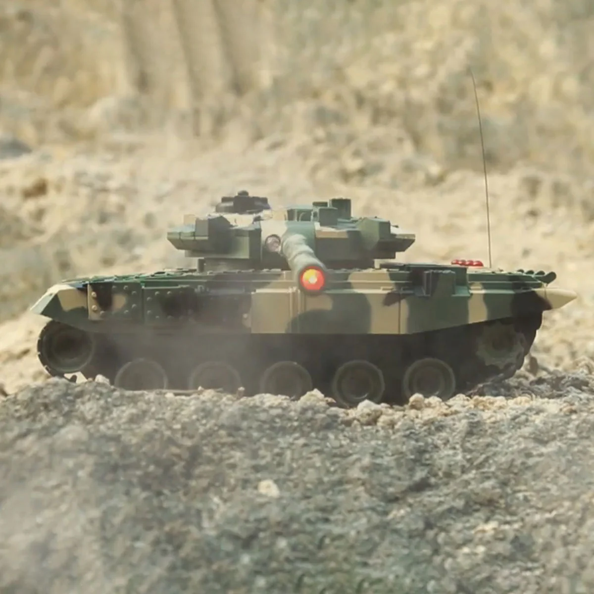 RC Battle Tanks (Set of 2) - Image 6