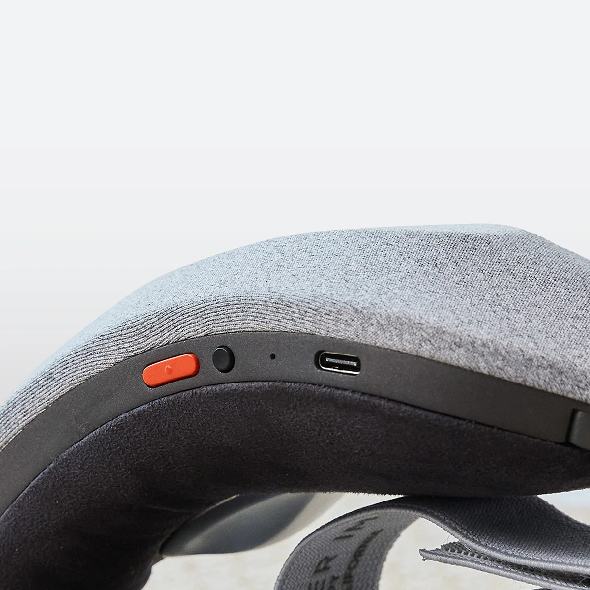 Realtouch™ Eye Mask Hot and Cold Massager by Sharper Image - Image 5