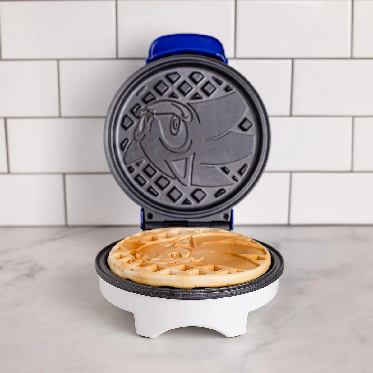 Sonic the Hedgehog Waffle Maker - Image 4