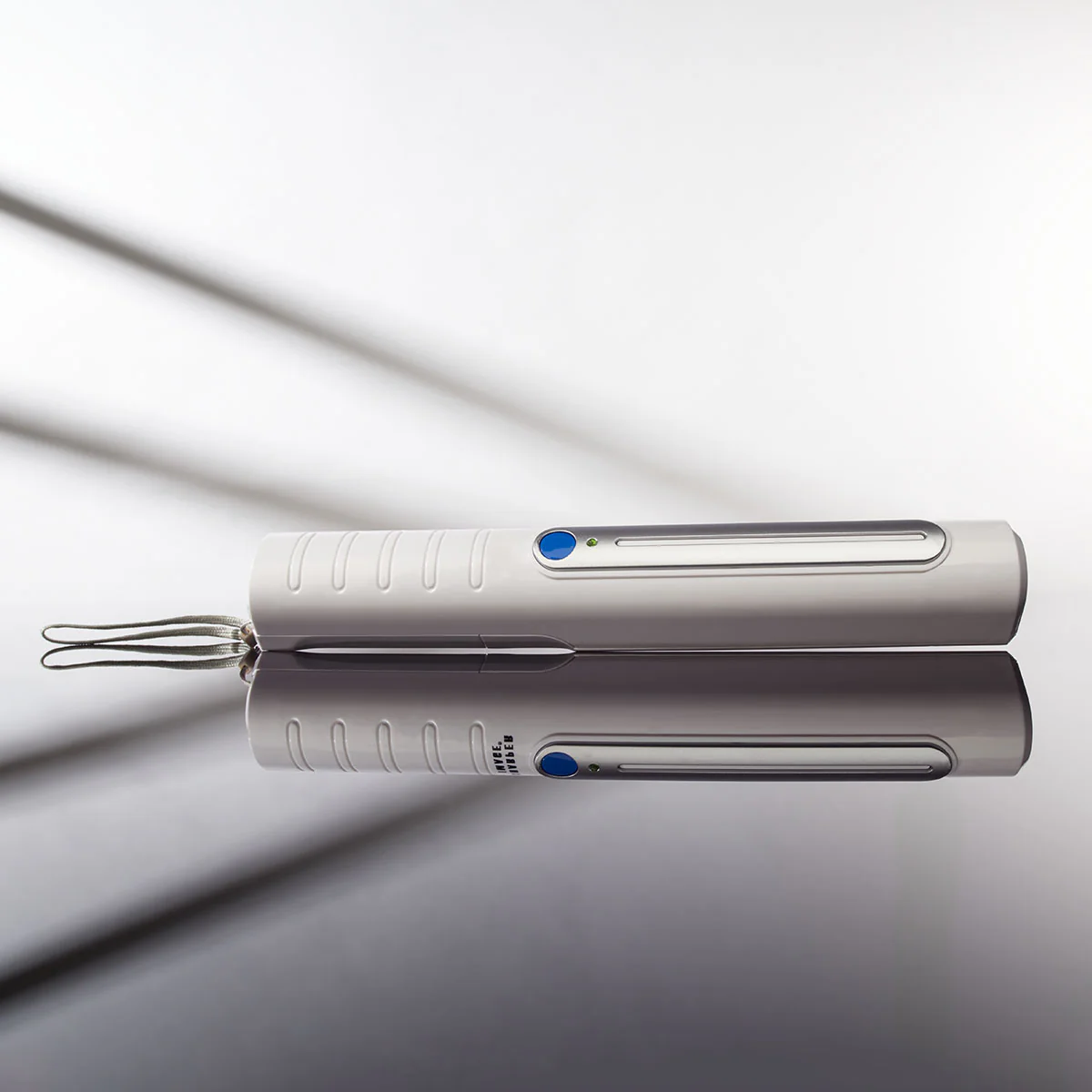 Travel UV Sanitizing Wand by Sharper Image - Image 16
