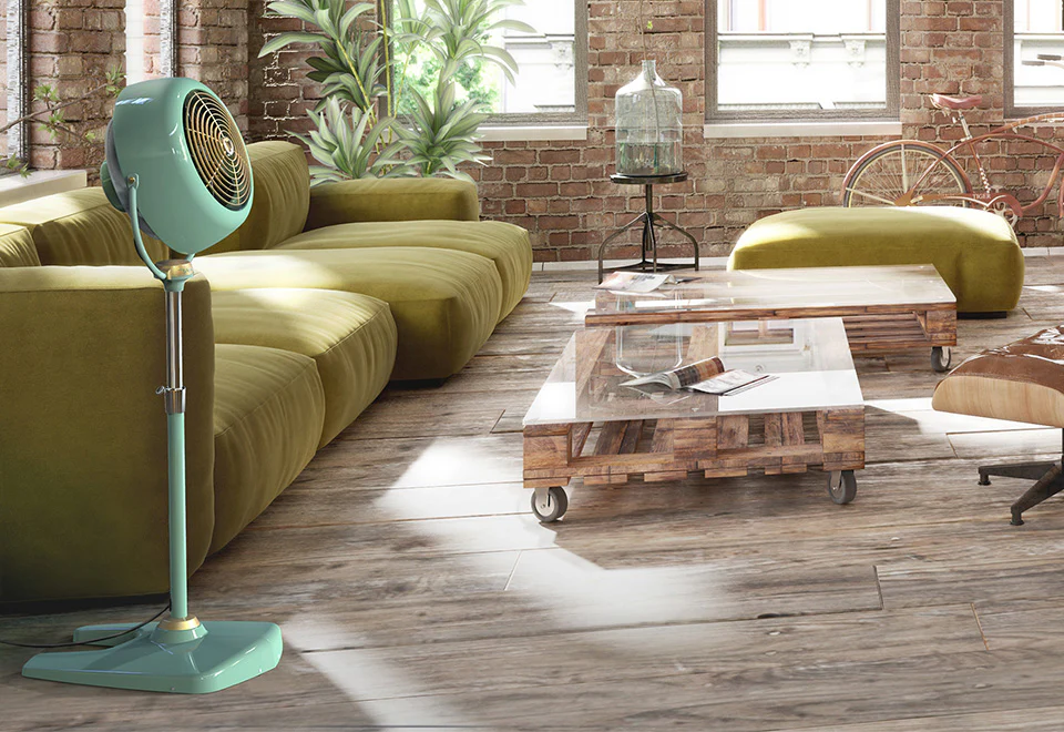 Vornado® Vintage Pedestal Fan - Image 3