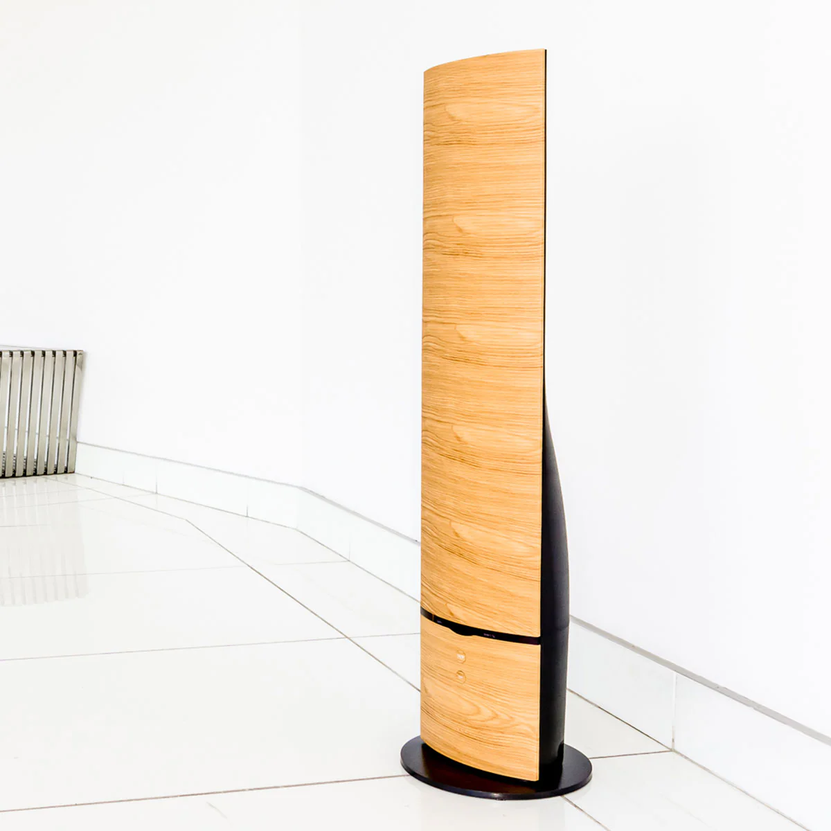 Wood-Grain Tower Aromatherapy Humidifier